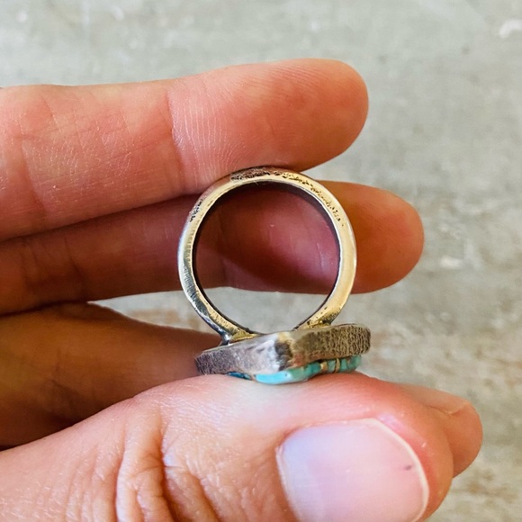 ♥️ Navajo ♥️ Lester James Sterling Silver & Kingman Turquoise Triangle Ring - Picture 9 of 14